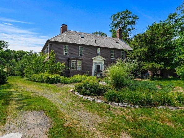 190 Granite St, Rockport MA 01966