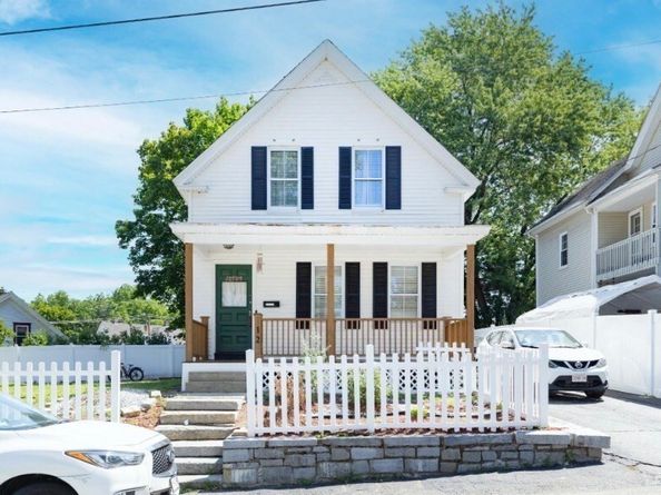 12 Quigley Avenue, Chelmsford MA 01863