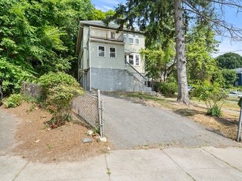 391 Poplar St