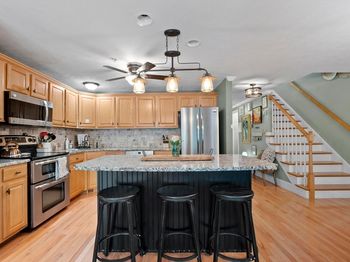 70 Bridle Cross Rd