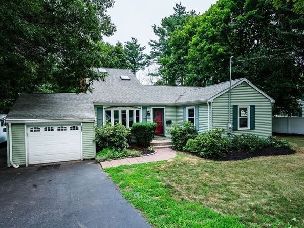 1083 Edgell Rd, Framingham MA 01701
