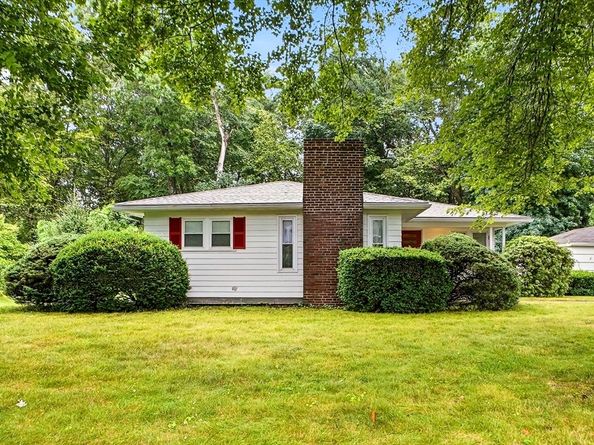 6 Charles St, Wayland MA 01778