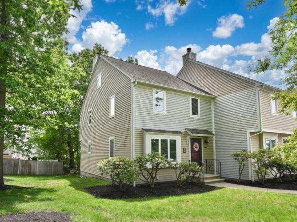 1601 Lewis O Gray Dr 1601, Saugus MA 01906