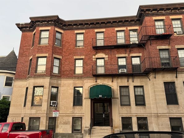 65 Chester St 9, Boston MA 02134