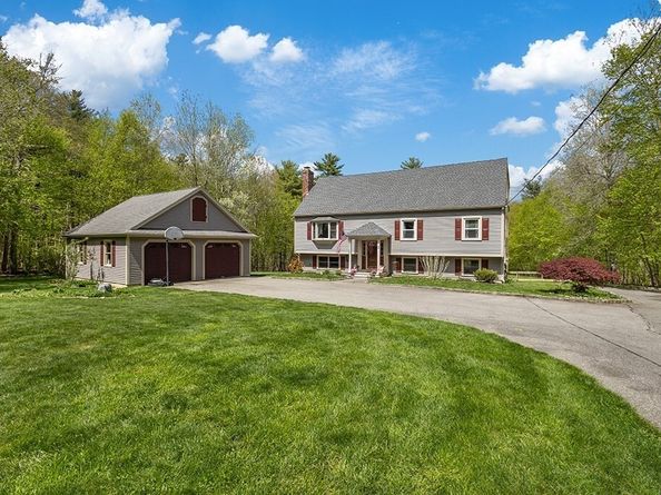 2 Howard Ln, Lakeville MA 02347