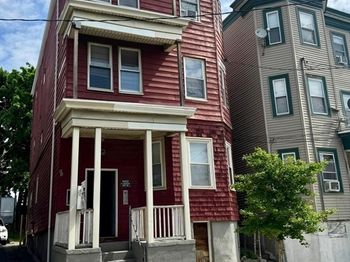 68 Maverick St