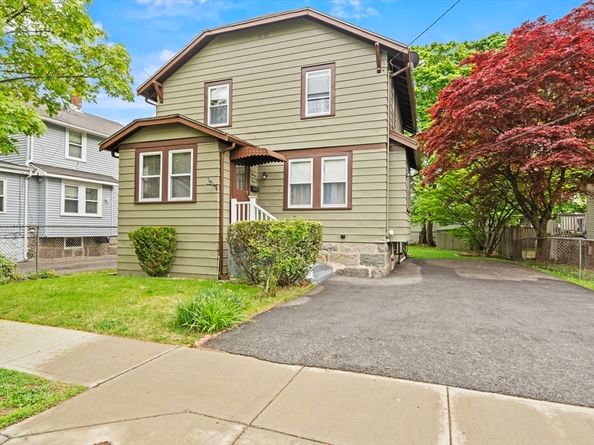 93 Baxter Ave, Quincy MA 02169