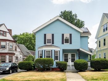 548 High St