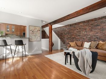 19 Albemarle St
