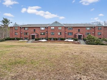 49 Spencer Rd