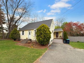 565 Lake St