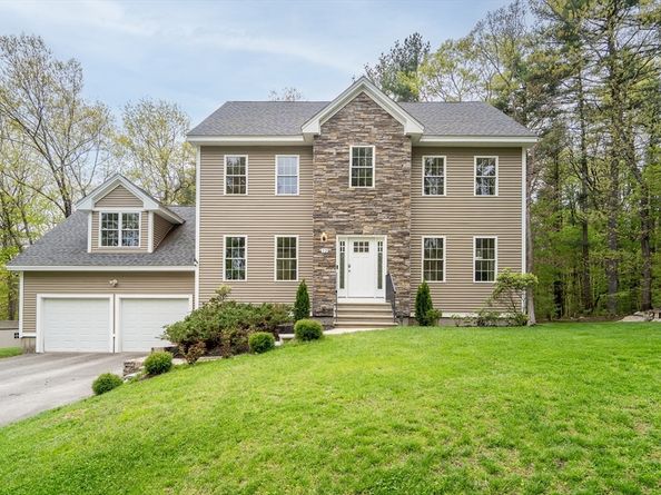 12 Cowdry Hill Rd, Westford MA 01886