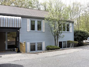 18 Maria Ave