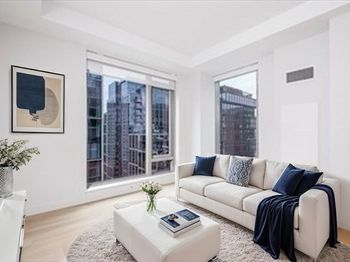 133 Seaport Blvd