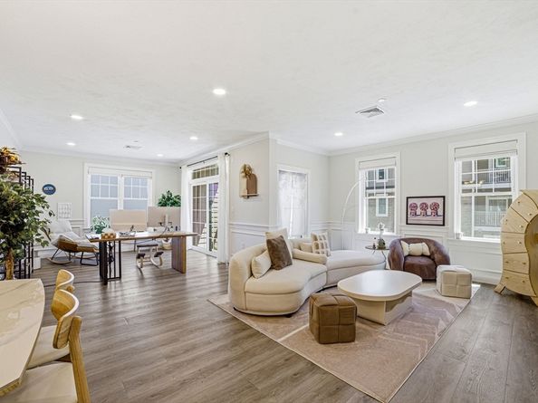320 Middlesex Ave D208, Medford MA 02155
