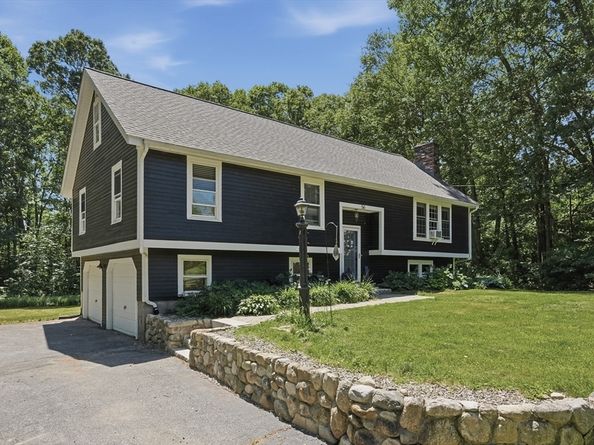 56 King Street, Uxbridge MA 01569