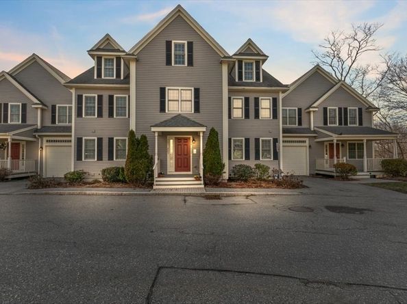 10 Cunningham Ln 204, Billerica MA 01821