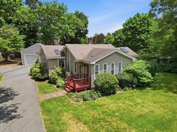 45 Park St, Norfolk MA 02056