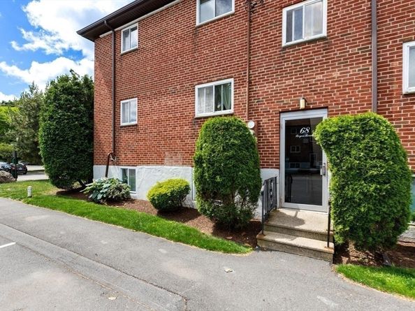 68 Bryon Rd. 5, Boston MA 02467