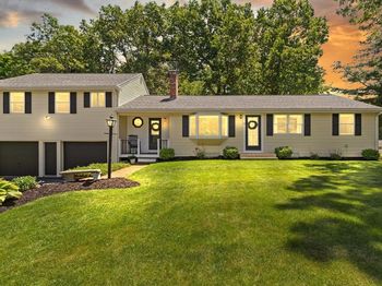10 Lucille Ave