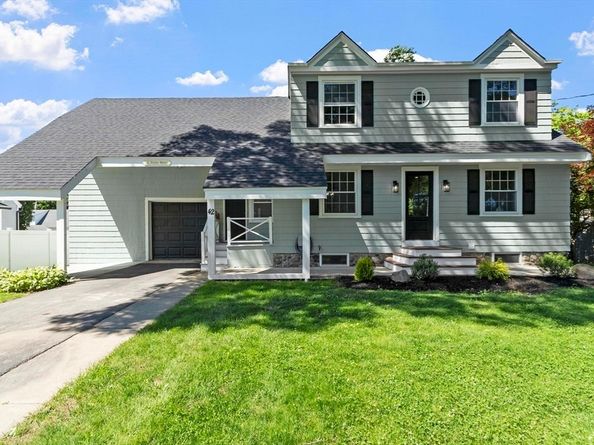 42 Parker Street, North Andover MA 01845
