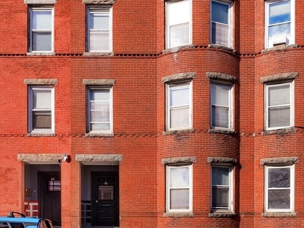 46 Saxton St, Boston MA 02125