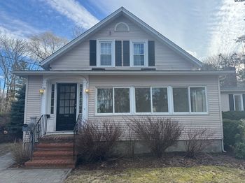 110 Main St
