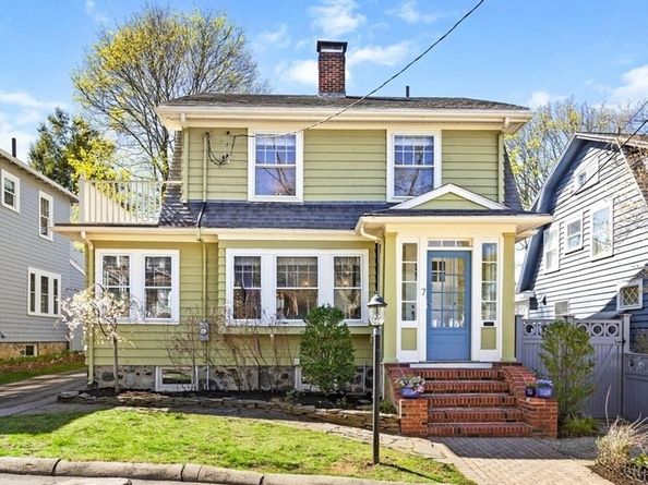 7 Inverness Road, Arlington MA 02476
