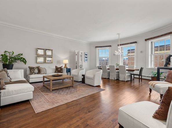 95 Beacon 9, Boston MA 02108