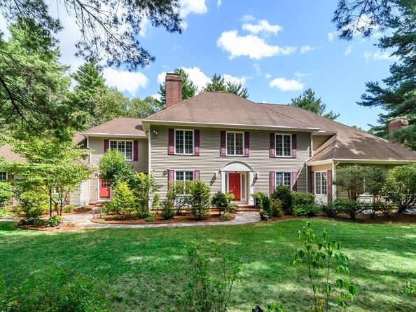 40 Grand Hill Dr, Dover MA 02030
