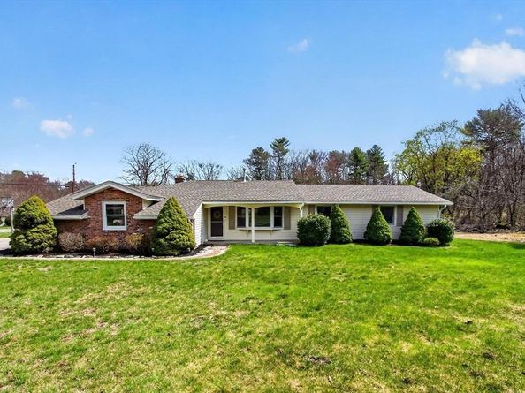 15 San Mateo Dr, Chelmsford MA 01824