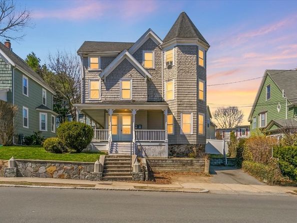 293 Albion St, Wakefield MA 01880