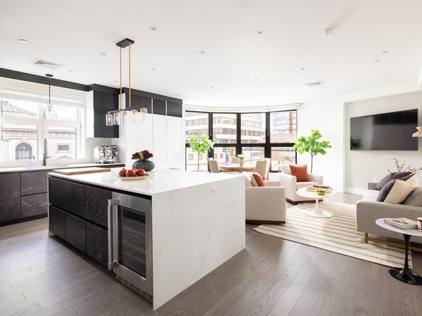 69 Walnut St 4, Brookline MA 02445