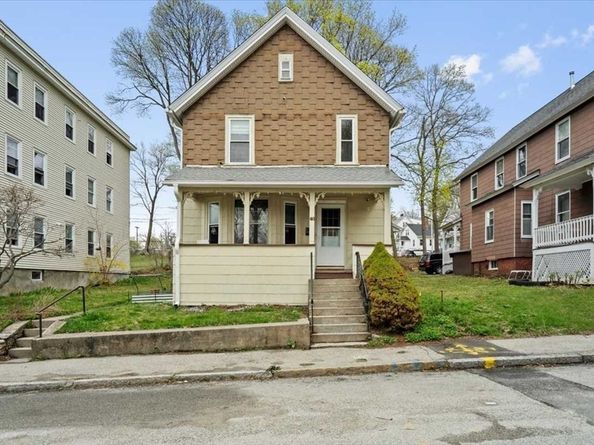 40 Duxbury Rd, Worcester MA 01605