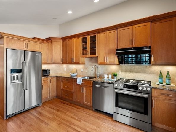 1844 Main St, Concord MA 01742