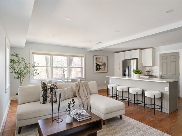 31 Harrison St B, Boston MA 02131