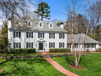 23 Old Farm Rd