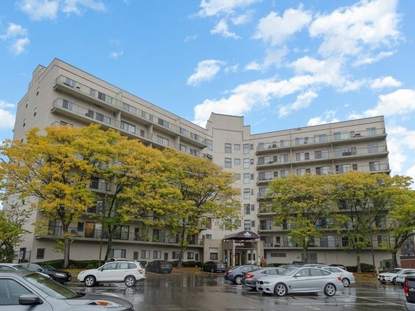 133 Commander Shea Blvd 505, Quincy MA 02171