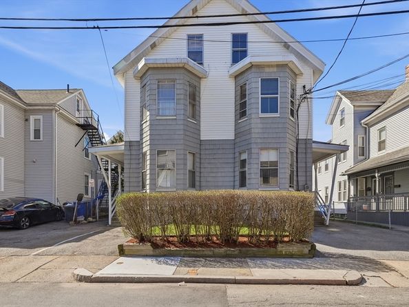 123-125 Chestnut Street, Waltham MA 02453