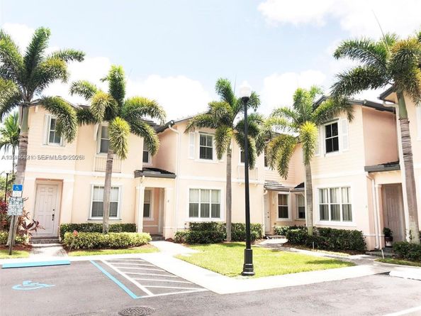 2884 SE 2 Dr, Homestead FL 33033