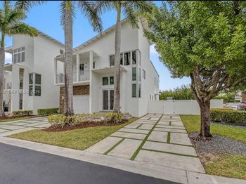3341 NW 84th Ct