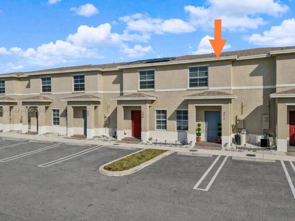 492 NE 4th Ln, Florida City FL 33034