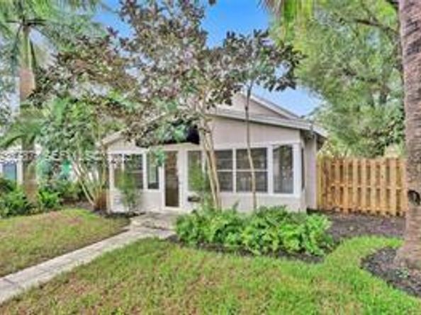 605 SW 6th Ave, Fort Lauderdale FL 33315