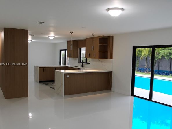 7630 SW 94th Ave, Miami FL 33173