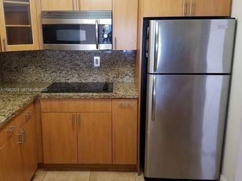 9682 Fontainebleau Blvd