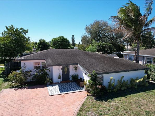 6532 Mayo St, Hollywood FL 33023