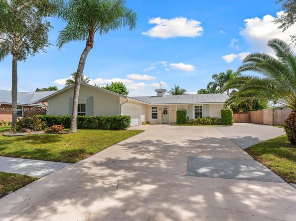 112 Prado St, Royal Palm Beach FL 33411