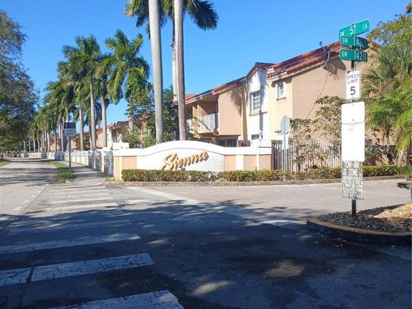 14345 SW 57th Ln 514, Miami FL 33183
