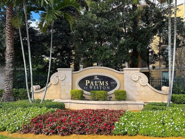 16100 Emerald Estates Dr 298, Weston FL 33331