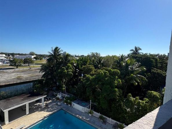 7801 NE 4th Ct 516, Miami FL 33138